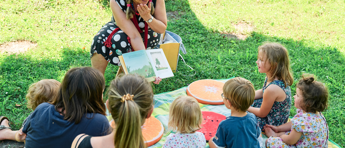 Dagmar_mit_Kindern_Miro