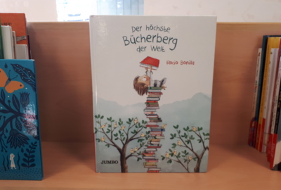 Der höchste Bücherberg der Welt Der höchste Bücherberg der Welt