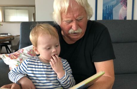Adrian mit Opa Adrian mit Opa