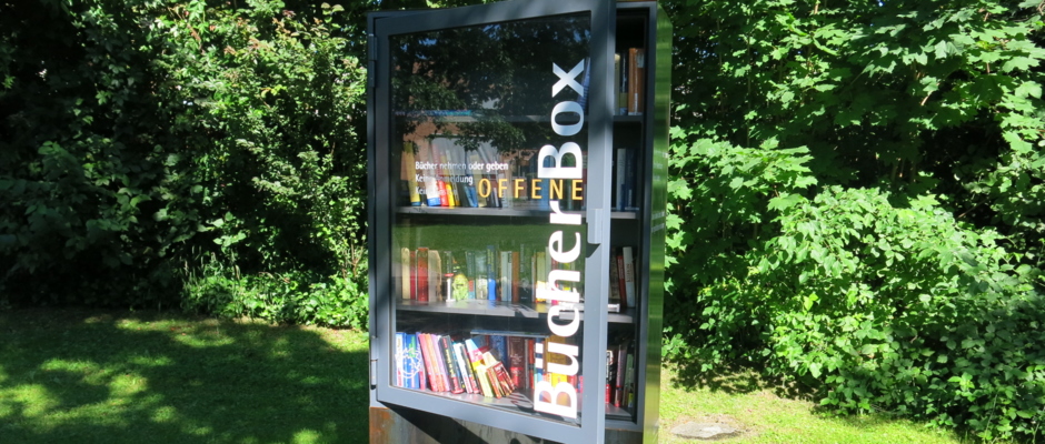 Offene Bücherbox Hasenfeld Park Offene Bücherbox Hasenfeld Park