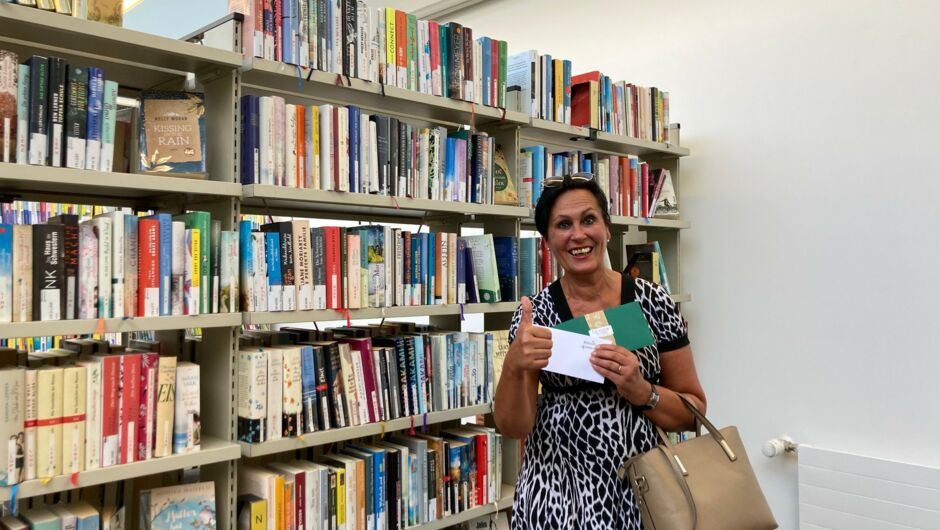 Sommerlesen_Gewinnübergabe_Sibylle Sommerlesen_Gewinnübergabe_Sibylle