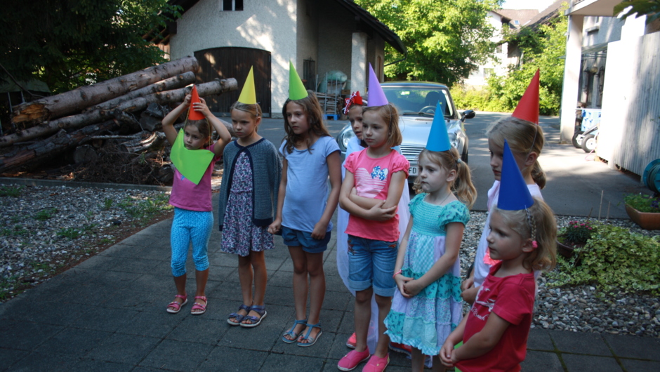 Märchenwald und Rätselwiese (121) Märchenwald und Rätselwiese (121)