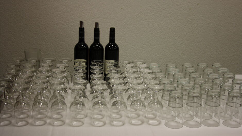 Dr. Haller (2) Dr. Haller (2)