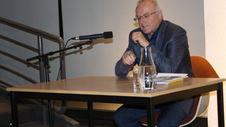 Dr. Haller (22) Dr. Haller (22)