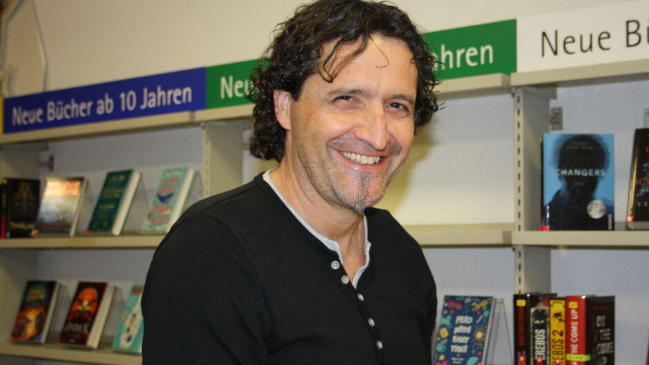 Dr. Haller (53) Dr. Haller (53)