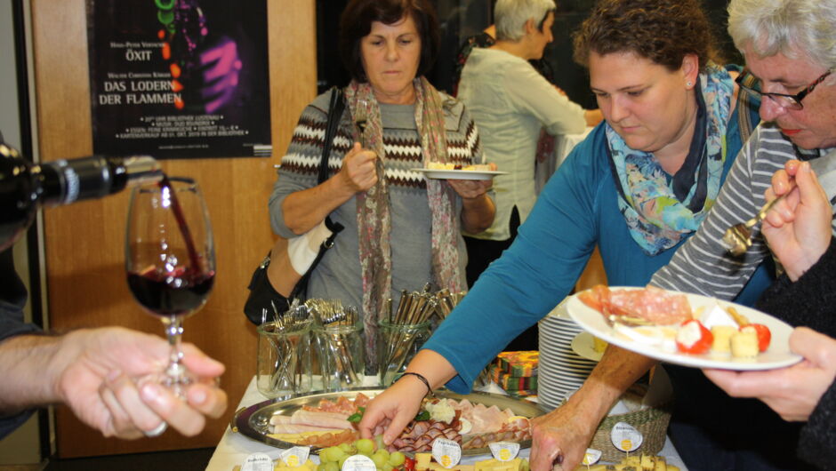 Dr. Haller (44) Dr. Haller (44)